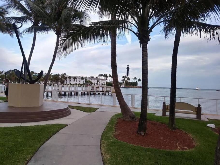 Beachway Per Ankh Pompano Beach Ngoại thất bức ảnh