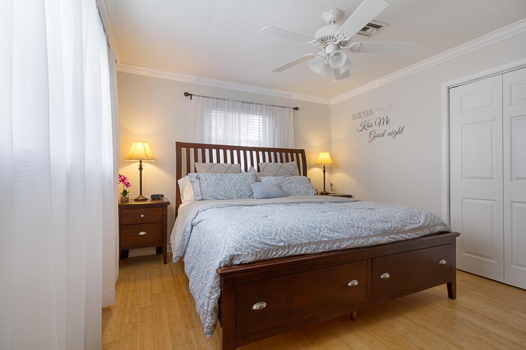 Beachway Per Ankh Pompano Beach Ngoại thất bức ảnh